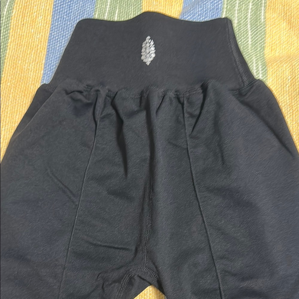 FP Movement Active Wear - Picture 3 of 4